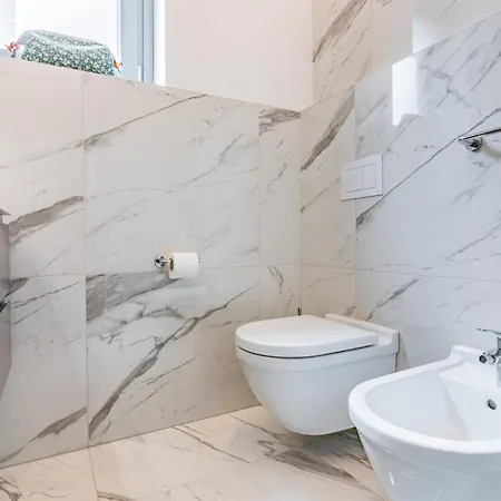 Sant'anna By Curtiaffitti * Pianello Del Lario