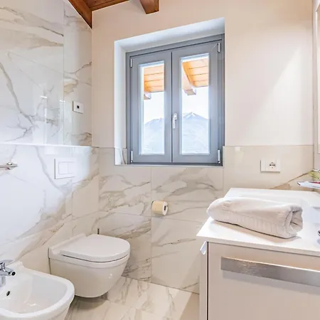 Villa Sant'anna By Curtiaffitti Pianello Del Lario