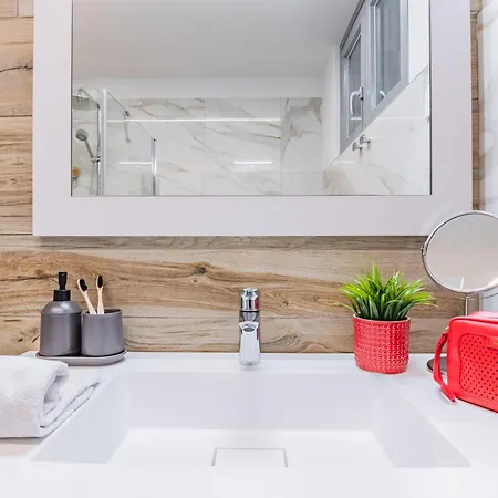 Sant'anna By Curtiaffitti Pianello Del Lario